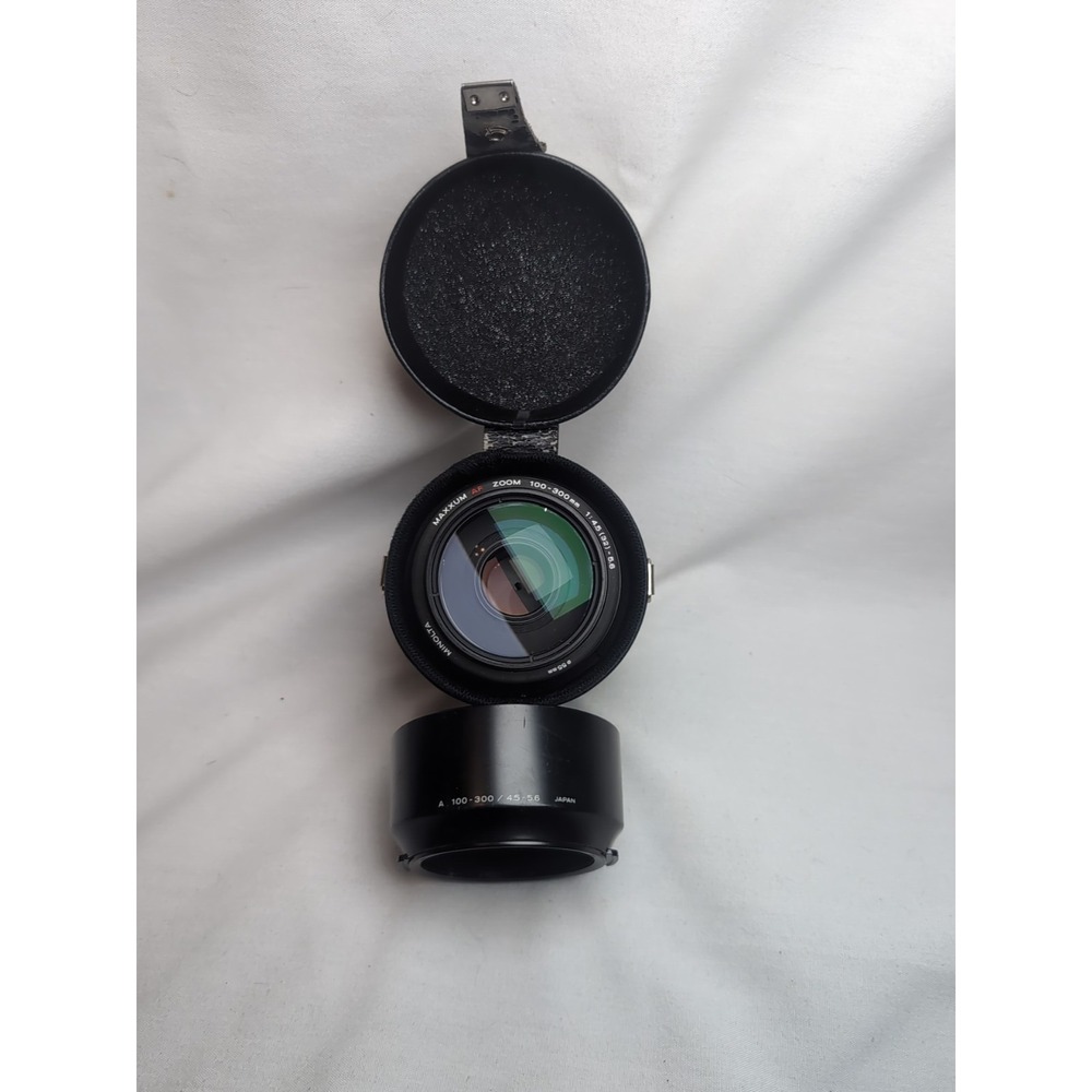 Minolta Xi AF 100-300mm 1: 4.5-5.6 Power Zoom Lens And Case